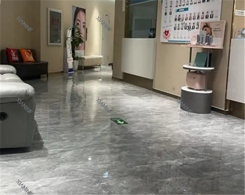 武汉光泽皇后医疗美容医院大厅一角照片.jpg