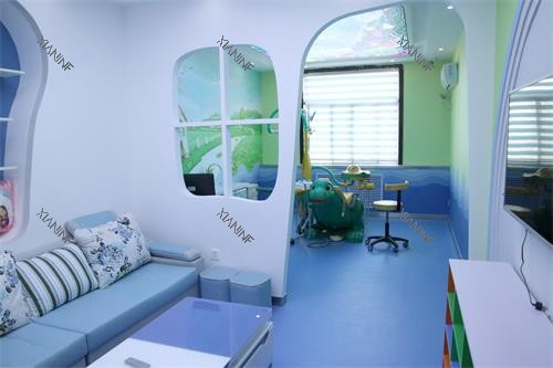 济南医大口腔诊室等候.jpg