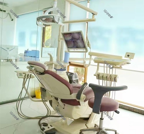 成都哎呀呀口腔诊室.jpg