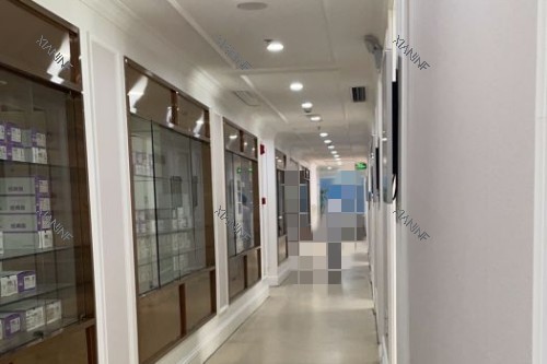 深圳登特口腔走廊环境.jpg