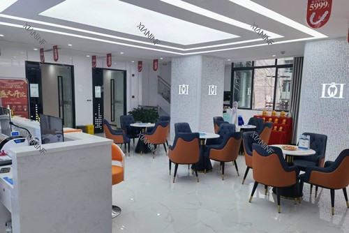 重庆牙博士口腔大足店大厅图.jpg