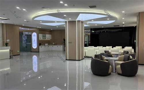 河南信阳牙博仕口腔接待区.png